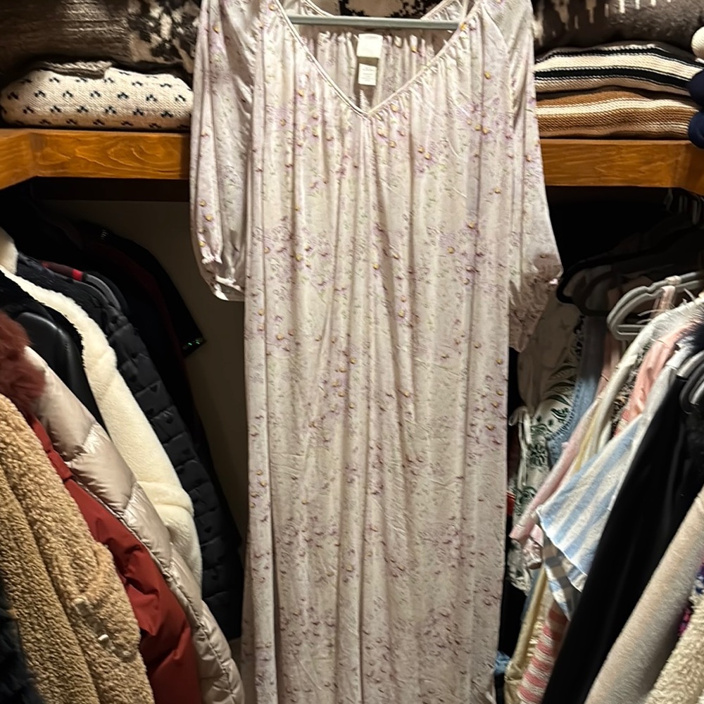 Floral V-Neck Maxi Dress